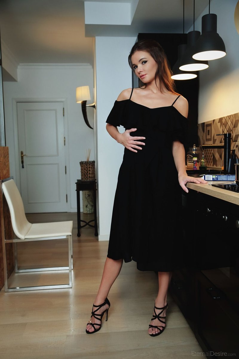 Нина, 35